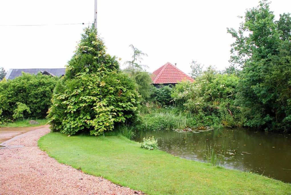 Bromans Barn A Beautiful Cottage By The Sea And Cudmore Nature Reserve ويست ميرسي المظهر الخارجي الصورة